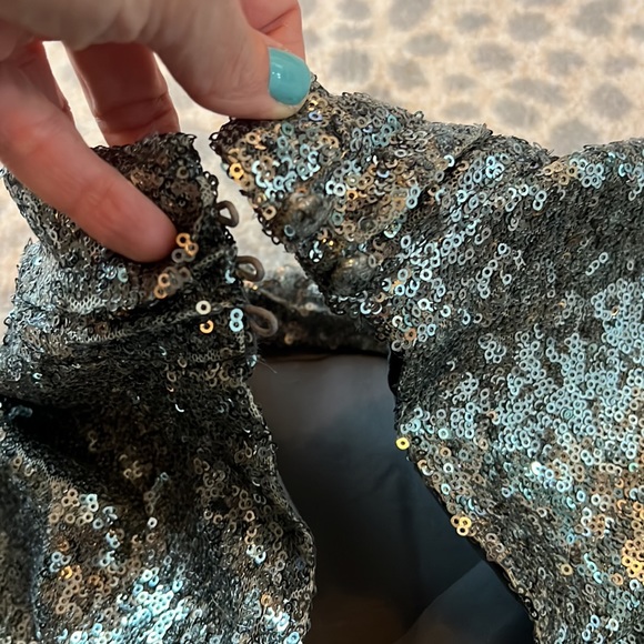GUC Anthro Sunday in Brooklyn Luna Sequin blouse - Picture 11 of 14